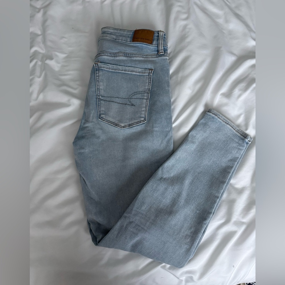 American Eagle Outfitters Light Blue Skinny Jeans